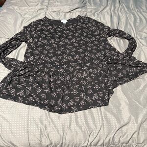 old navy black floral Long tunic top Shirt Women's Size 1x Plus Size Rayon Poly